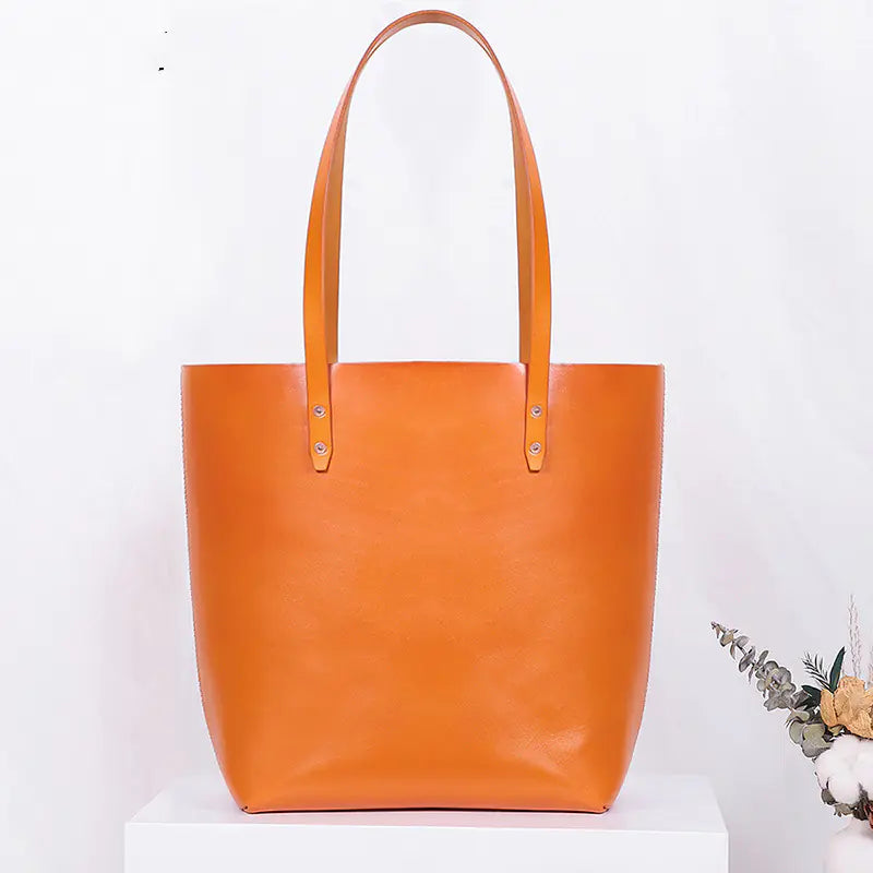 Multifunctional Vegetable Tanned Leather Tote Bag - close-up detail