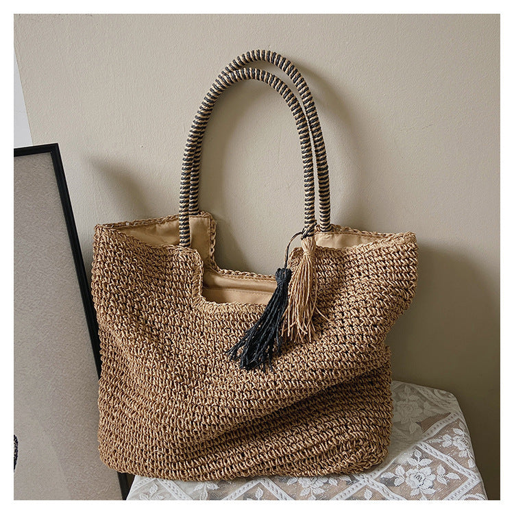 Winter Fashion Straw Casual Tote Bag - lifestyle
