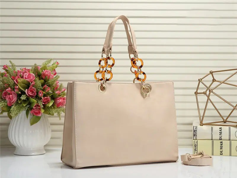 Crosshatch Pattern Shoulder Tote Bag for Women - lifestyle