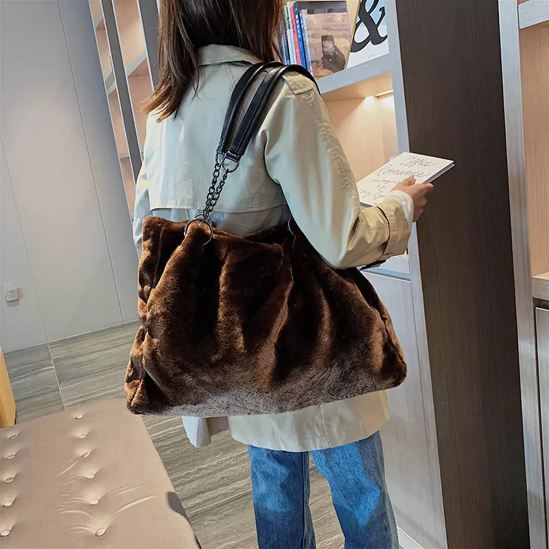 Fashionable Plush Chain Tote Bag for Women (2020) - lifestyle